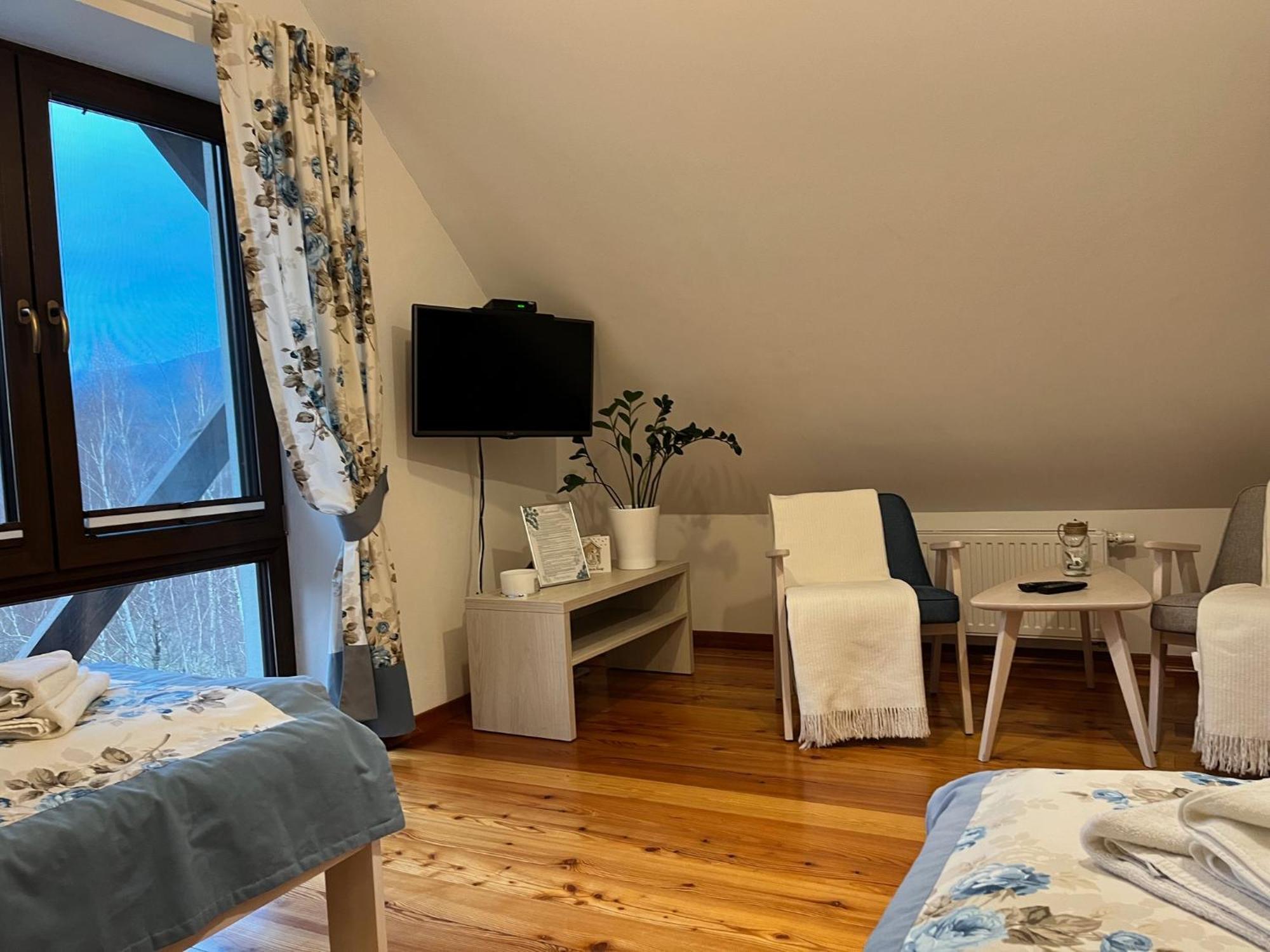 Apartamety I Pokoje Goscinne Na Jaskolczej Świeradów-Zdrój Eksteriør billede